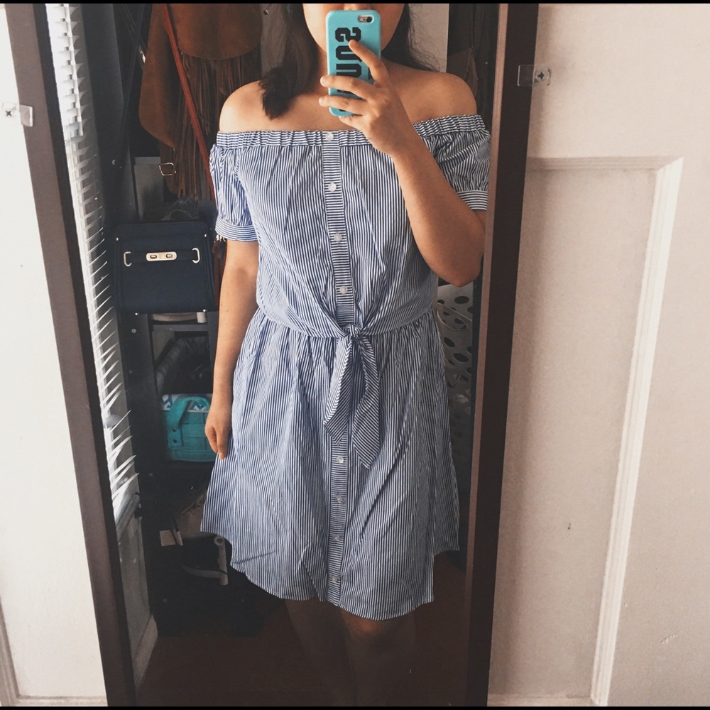 Off The Shoulder blue Button Up Tie-Front Dress